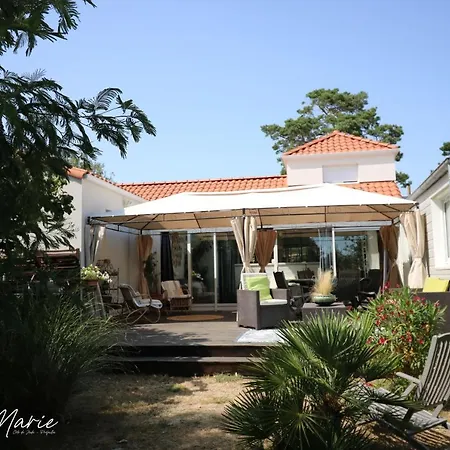 Holiday home Le De Marie Prefailles